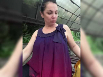 LouiseJenkin bongacams stream image