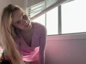 kittengirlxo chaturbate stream image