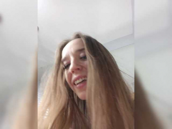 A_R_T_A bongacams stream image