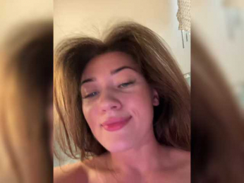 juicy-peachh bongacams stream image