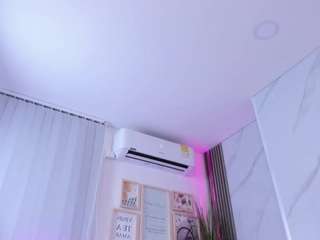 chlooee camsoda stream image