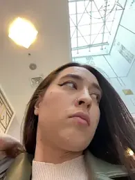 Holly_Play stripchat stream image