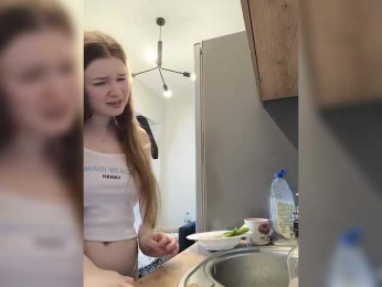 _Lisichka bongacams stream image