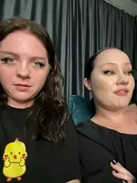 RollingGirls stripchat stream image