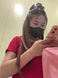 Tina_995 stripchat stream image