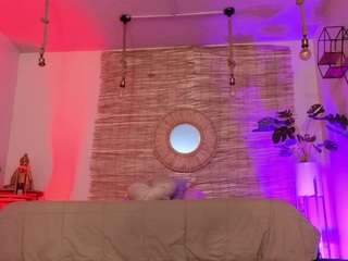 lady-brownn camsoda stream image