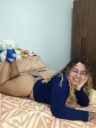 VitoriaFernandes stripchat stream image