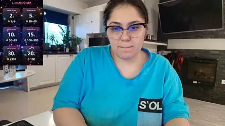 Layla- stripchat stream image