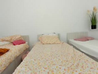 ehotlovea chaturbate stream image