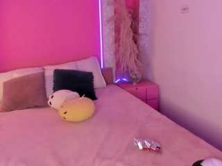 emyliesander camsoda stream image