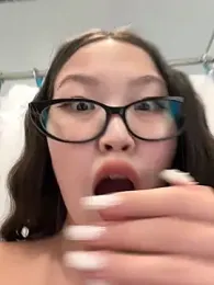 Aiko_Yumi stripchat stream image