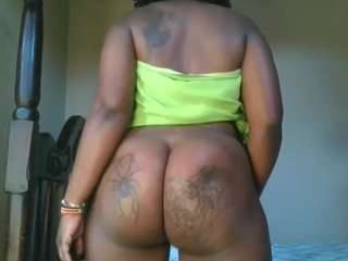 yourthickgyal camsoda stream image