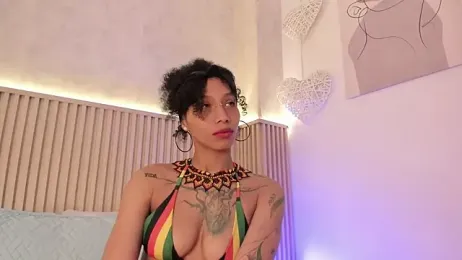 daiana_curly stripchat stream image