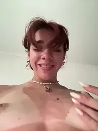 Lily__Belle stripchat stream image