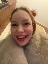 babydolll stripchat stream image