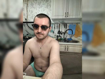 Red-rooms bongacams stream image