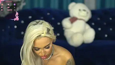 GoldenAmber stripchat stream image