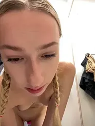 Lia__Love stripchat stream image