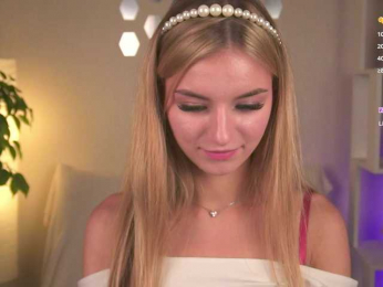 ilittleheart bongacams stream image