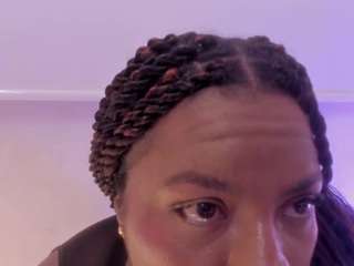 sexishantal1 camsoda stream image