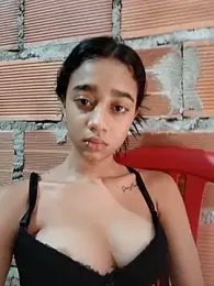 Zoe_Sweett18 stripchat stream image