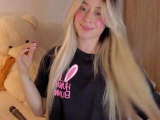 Amy Blondes flirt4free stream image, 16.06.2025 20:00