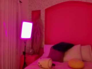 emyliesander camsoda stream image