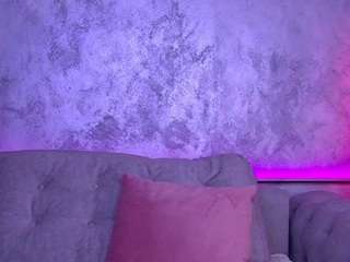 melaniaway camsoda stream image