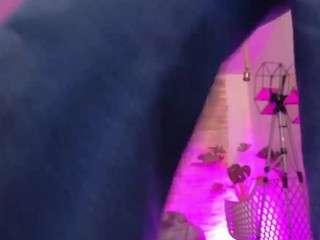 lady-brownn camsoda stream image