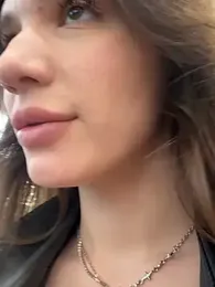 shy_priincess stripchat stream image