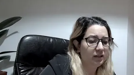 amooraaamoon stripchat stream image