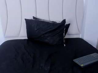 kaity-layne camsoda stream image