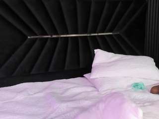 atinxnaugthy camsoda stream image