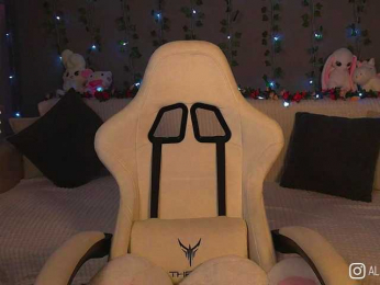 AliceCost bongacams stream image