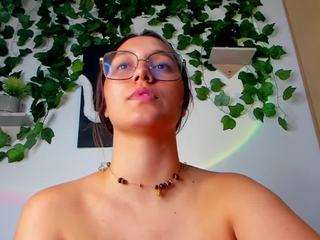 nataliepeterson camsoda stream image