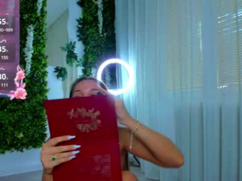 zinasquirts chaturbate stream image