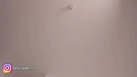 bella_adams_ stripchat stream image