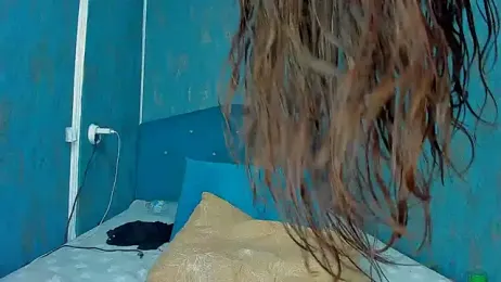 RedAssHottie stripchat stream image