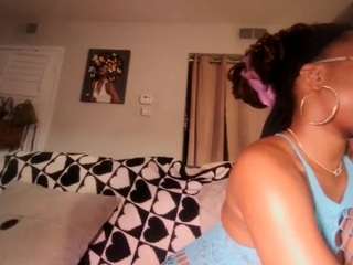 sexiiimamiii23 camsoda stream image