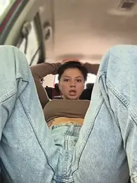 JulliaVegas stripchat stream image