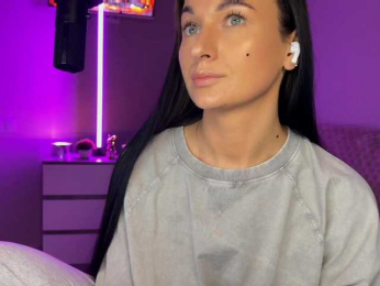 _UkRaiNo4Ka_ bongacams stream image