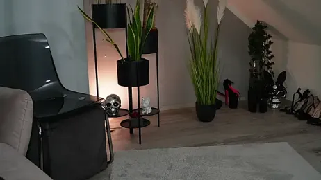 hotmilfbitch stripchat stream image