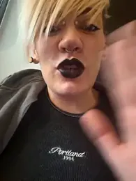 PinkTheHawk stripchat stream image