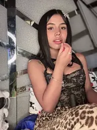 Laura-Khalifa stripchat stream image