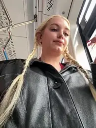 Milkyy_wway stripchat stream image