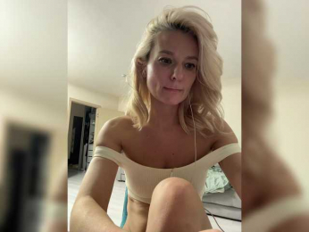 -Molly- bongacams stream image