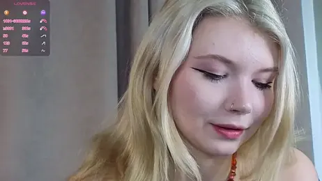 DaisyElmers stripchat stream image