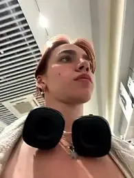 Lily__Belle stripchat stream image