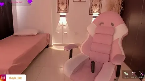 shayla_18 stripchat stream image