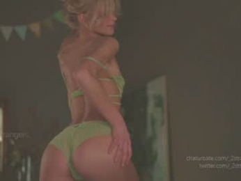 _2strangers chaturbate stream image